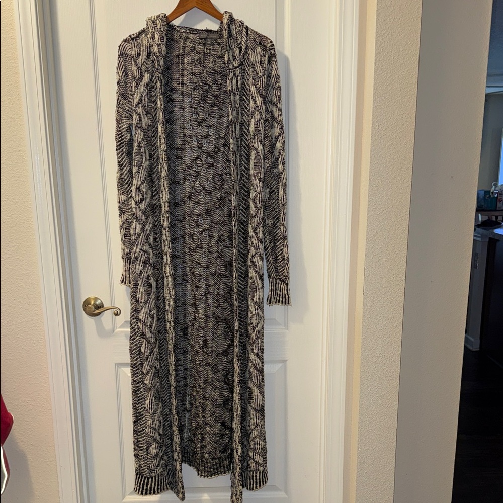 Long Knit hooded Cardigan in Black and White